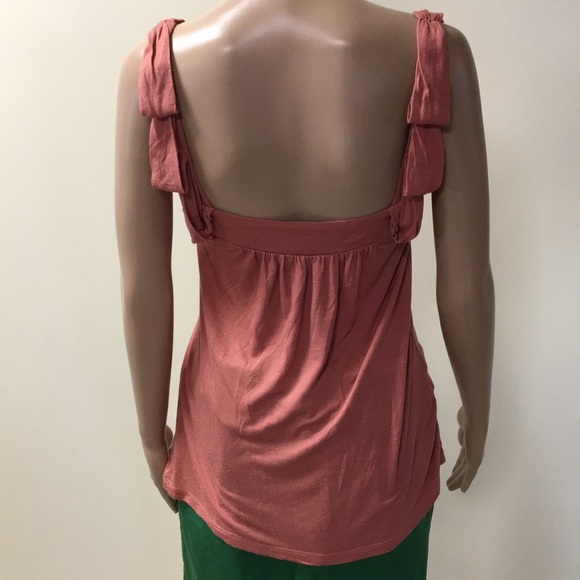 BCBG To The Max XS darker pink top - Picture 3 of 4